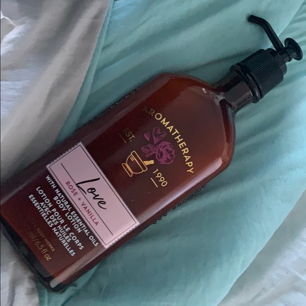 NEW B&BW Aromatherapy Lotion